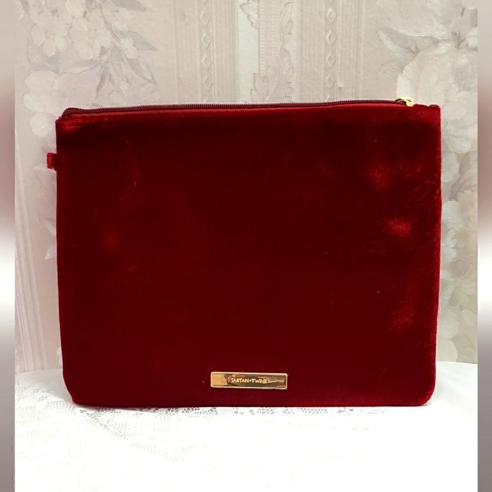 Tartan+Twine Large Flat Pouch NWT